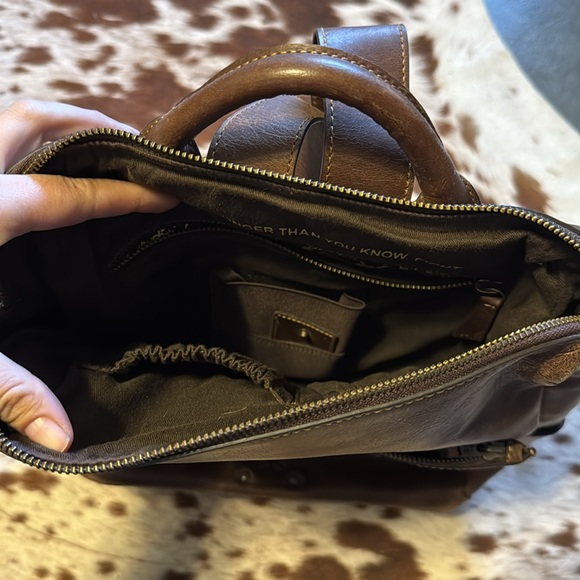 STS Ranchwear backpack New without tags - Picture 3 of 4